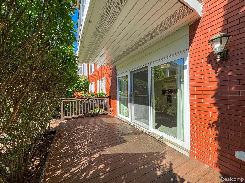 19710 W 13 Mile Road, 108, Beverly Hills, MI 48025 — Photo 46