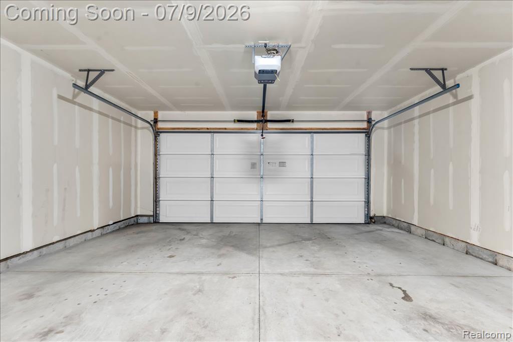 4600 Bradley Circle, Troy, MI 48085 — Photo 22