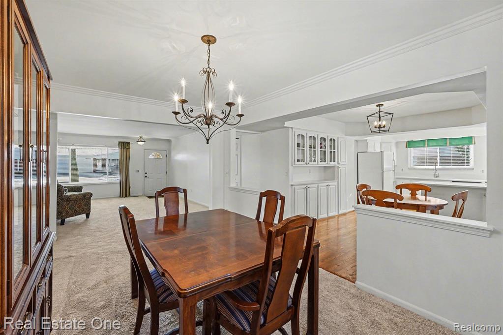 6605 Emerald Lake Drive, Troy, MI 48085 — Photo 7