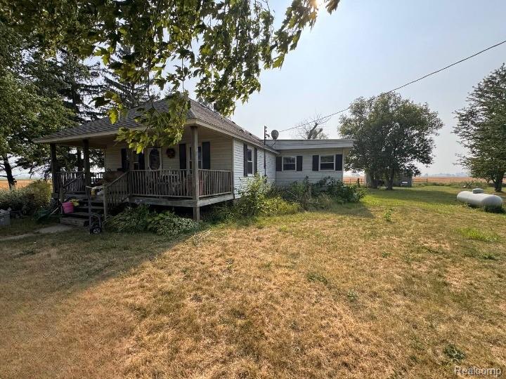 4703 N Byron Road, Corunna, MI 48817