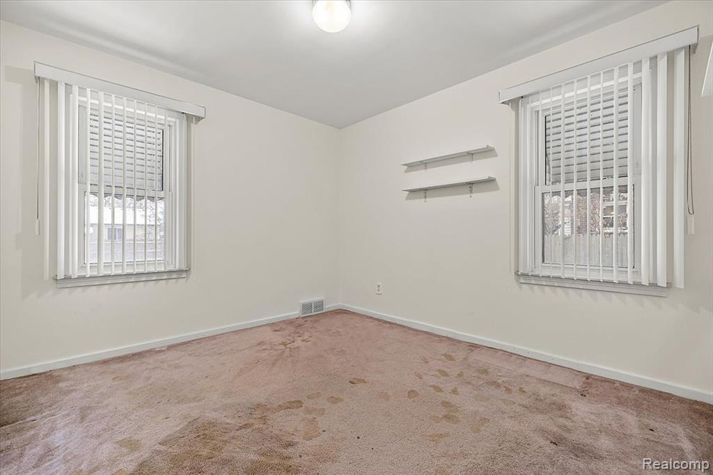 14001 Balfour Street, Oak Park, MI 48237 — Photo 18