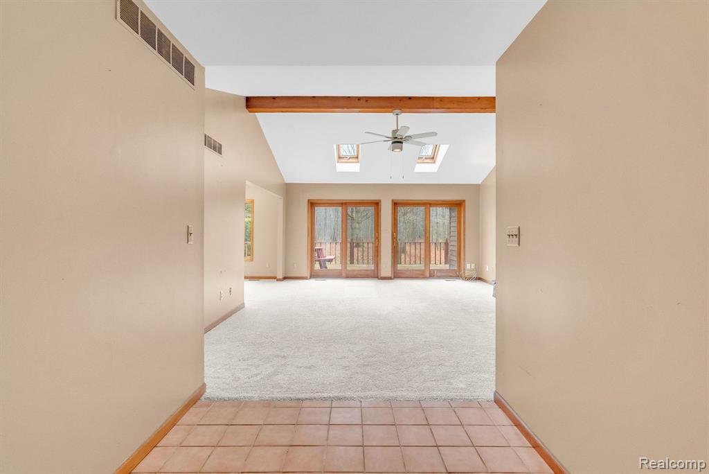 5287 MAITLAND Road, Clyde, MI 48049 — Photo 9