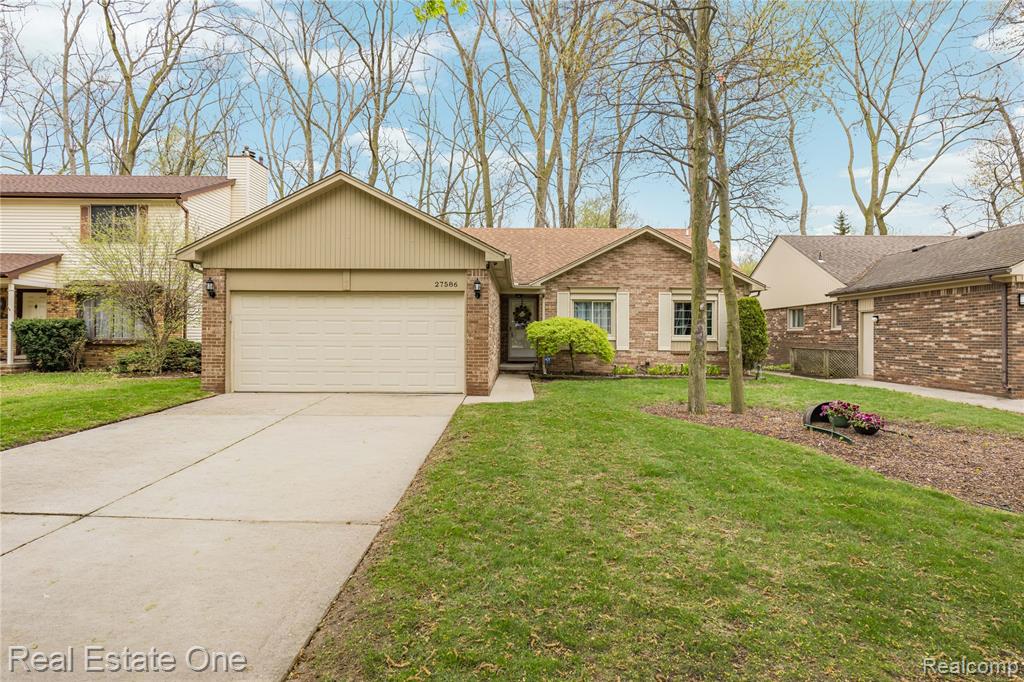 27586 David Givens Street, Warren, MI 48092 — Photo 3