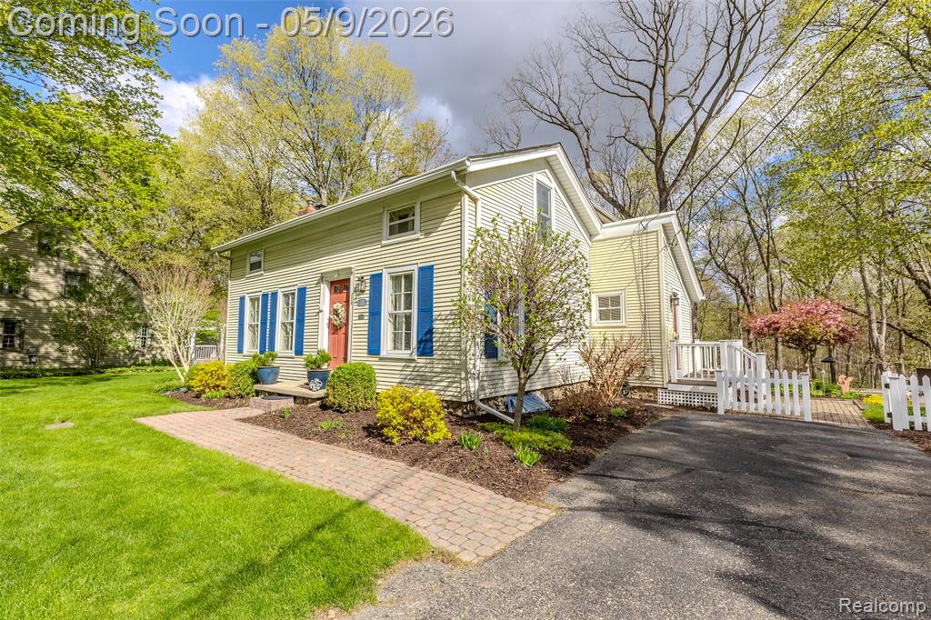 1081 E Tienken Road N, Rochester, MI 48306 — Photo 11