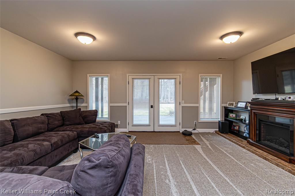 4998 Menominee Lane, Clarkston, MI 48348 — Photo 57