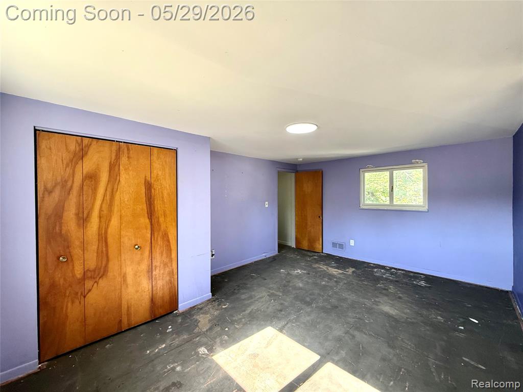 23400 Seneca Street, Oak Park, MI 48237 — Photo 35