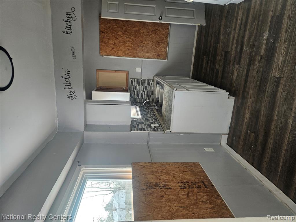 8271 Rosemont Avenue, Detroit, MI 48228 — Photo 8