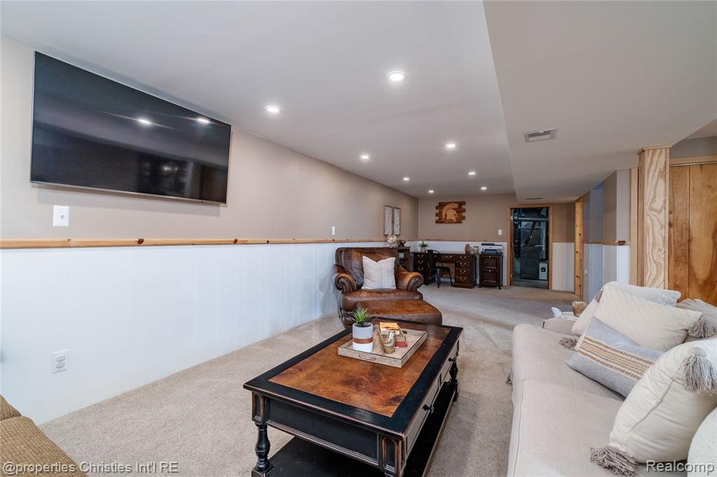 61403 Fairland Drive, South Lyon, MI 48178 — Photo 25