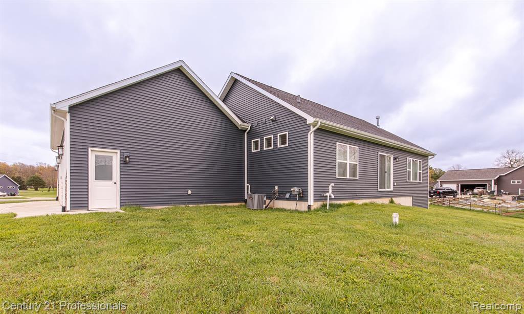 4914 Toratola Lane, Howell, MI 48843 — Photo 34