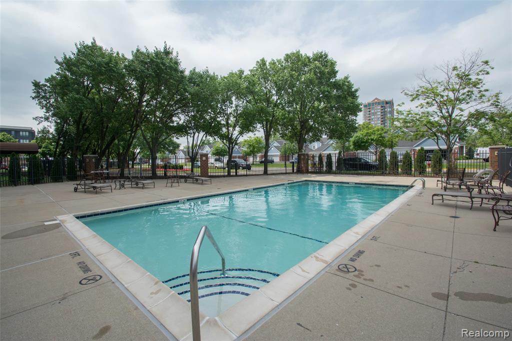 250 E HARBORTOWN DRIVE #1409, Detroit, MI 48207 — Photo 29