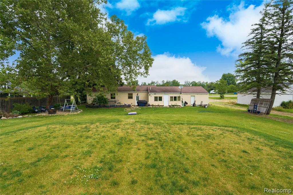 5045 Baldwin Road, Swartz Creek, MI 48473 — Photo 22