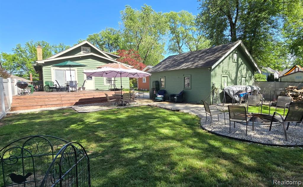 22911 Maple Avenue, Farmington, MI 48336 — Photo 43