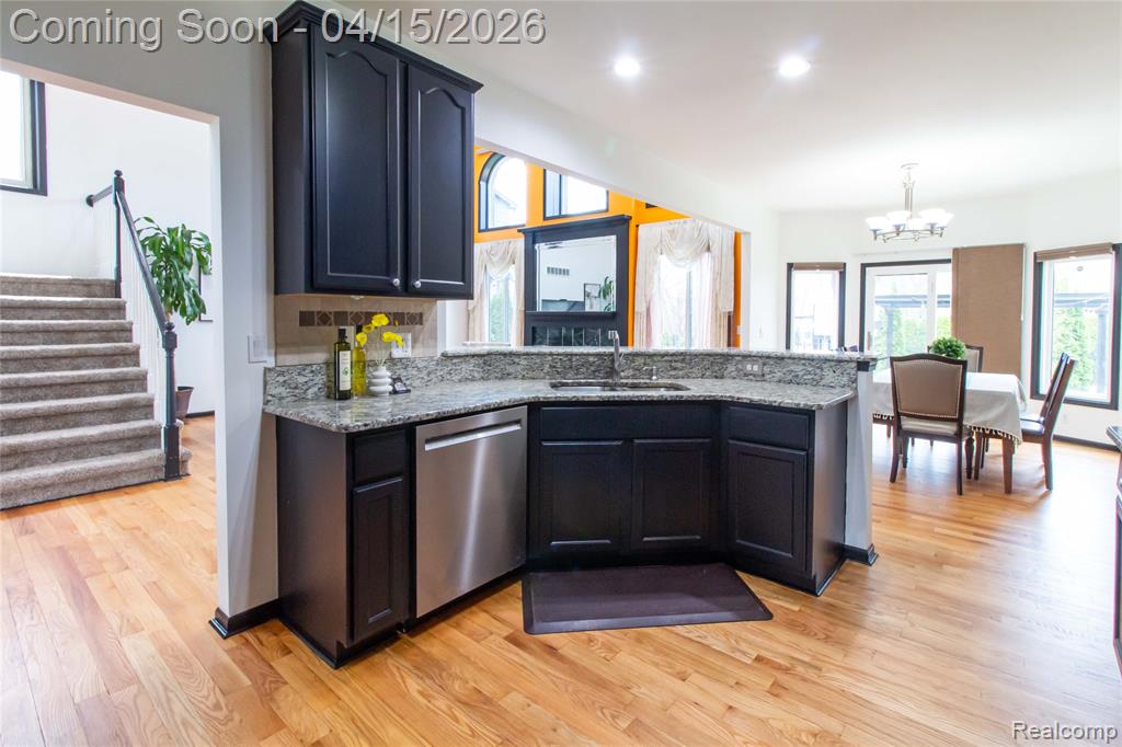 45229 Thorn Tree Lane, Macomb, MI 48044 — Photo 25