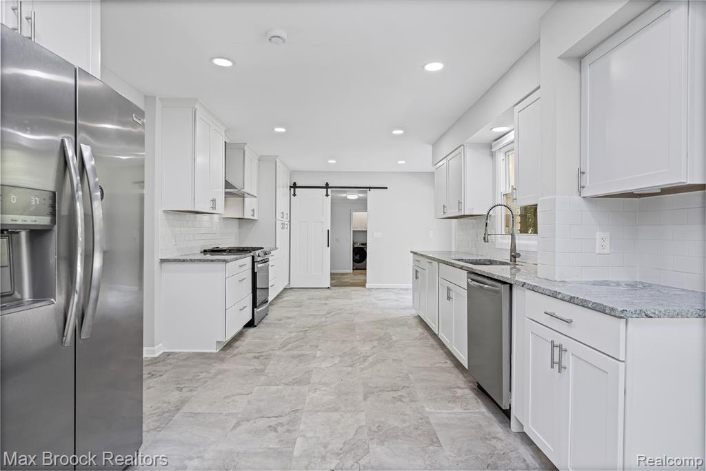 2601 Lamplighter Lane, Bloomfield Hills, MI 48304 — Photo 20