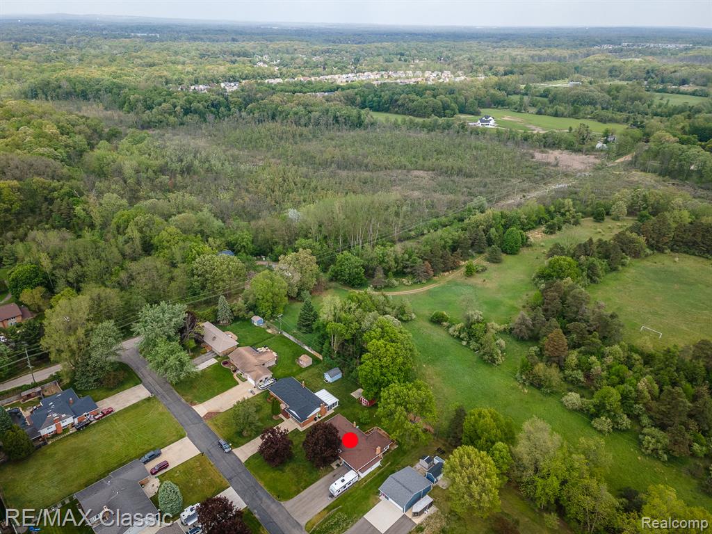 11789 Julia Drive, Whitmore Lake, MI 48189 — Photo 47