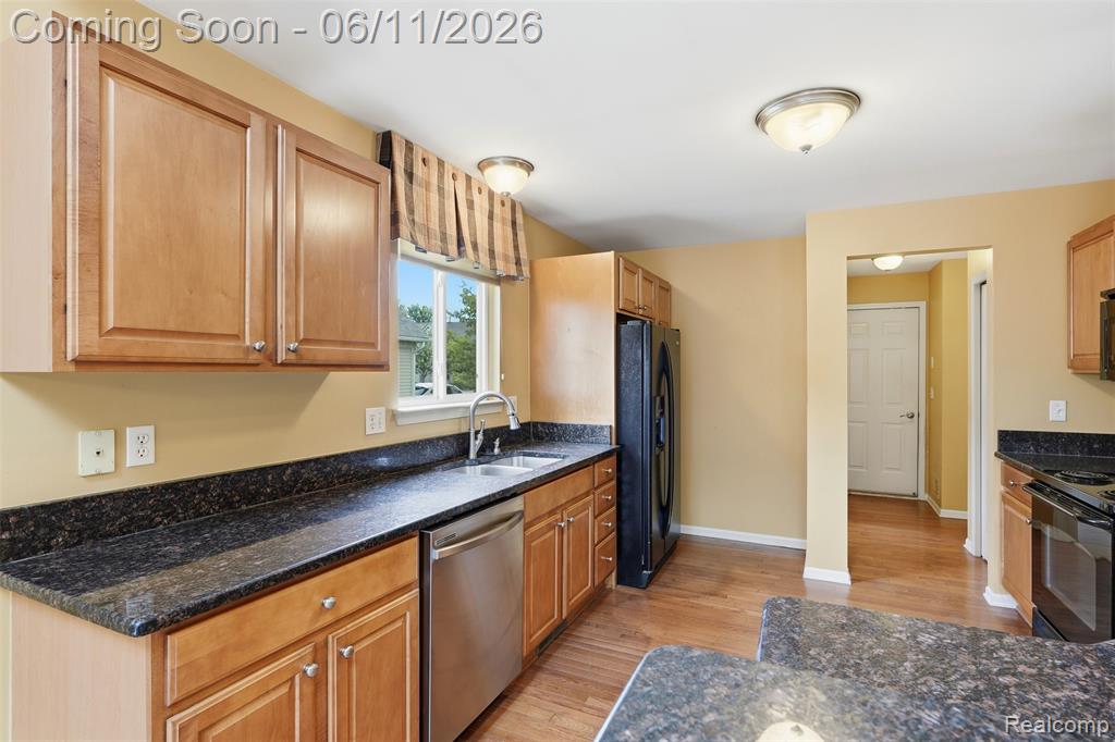 28101 Tremonte Drive, 72, New Hudson, MI 48165 — Photo 11