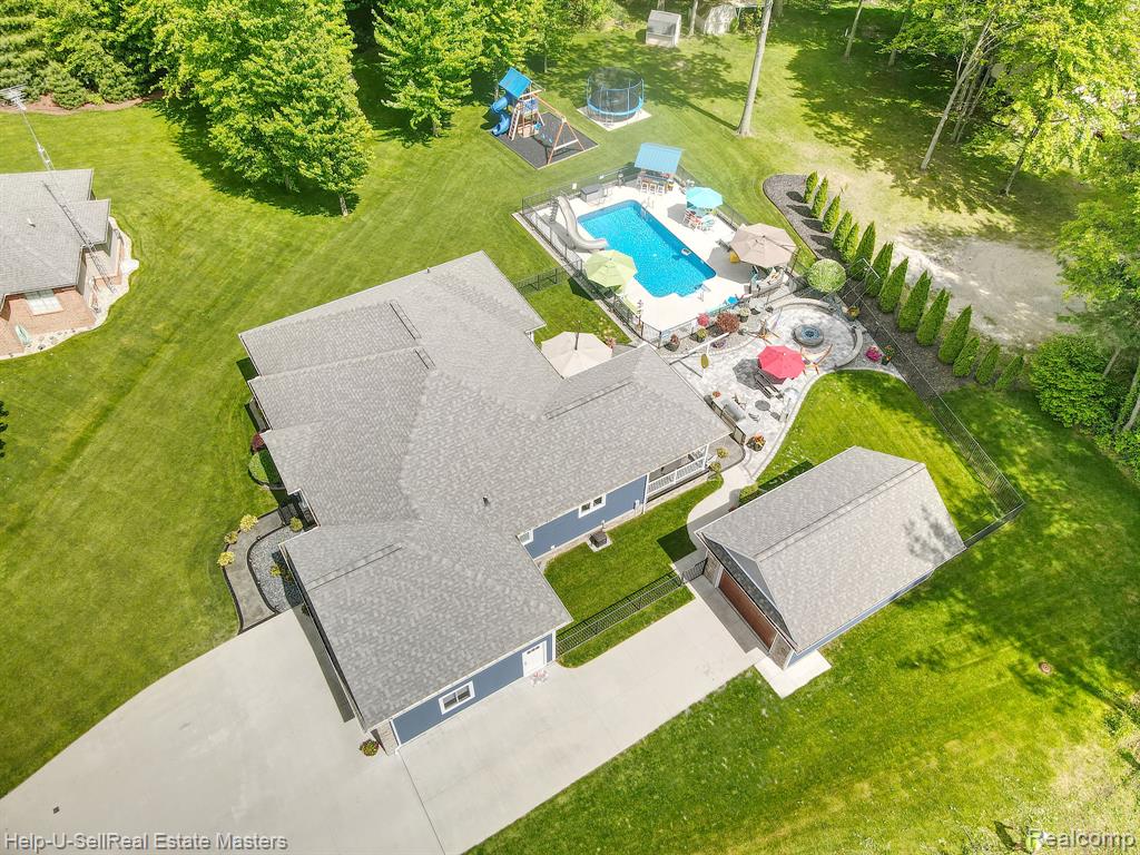 3152 Spruce Drive, Port Huron, MI 48060 — Photo 28