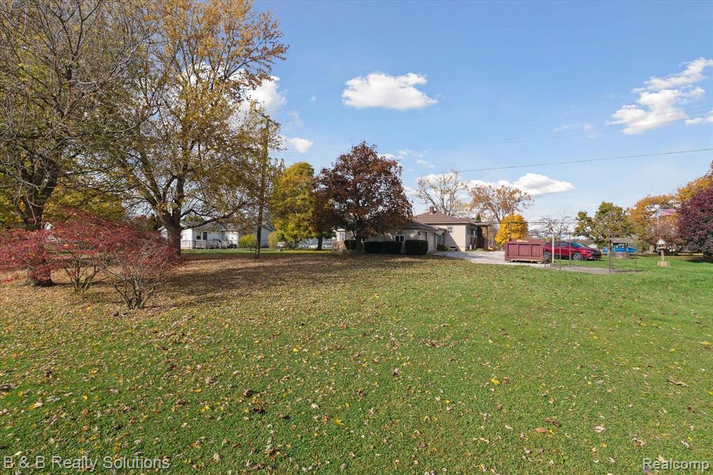 4360 HURON Street, North Branch, MI 48461 — Photo 33