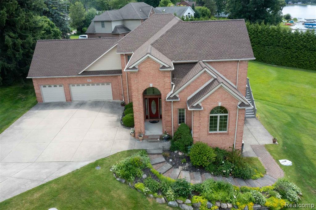 2051 Scott Lake RD Road, Waterford, MI 48328 — Photo 39