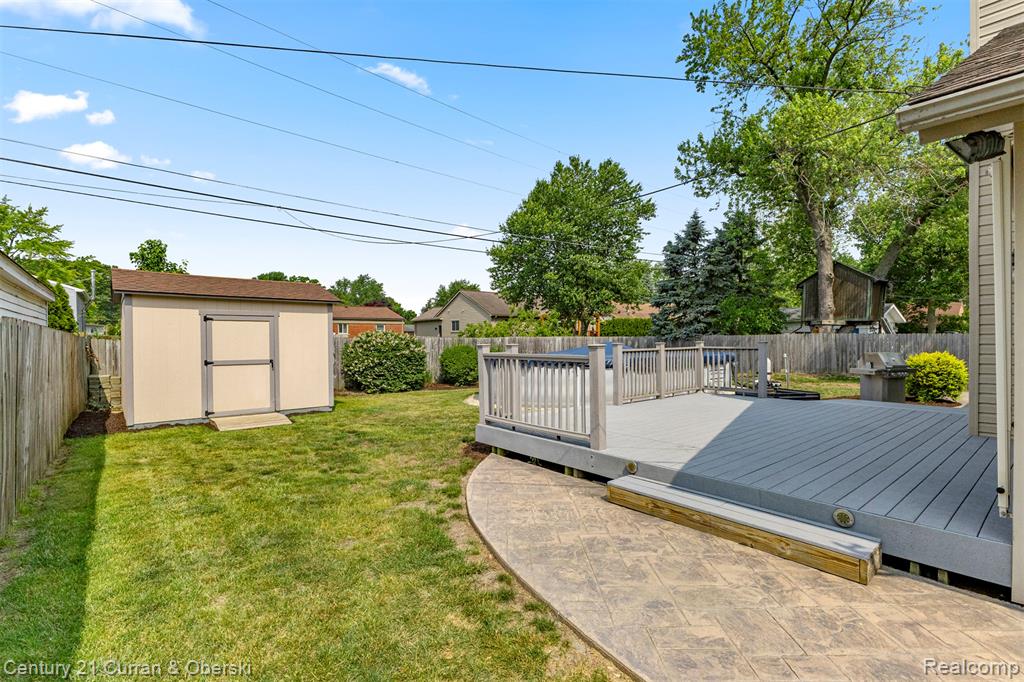 9377 Lamont Street, Livonia, MI 48150 — Photo 41