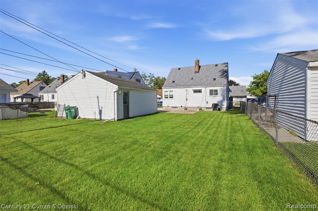 7042 Gilman Street, Garden City, MI — Photo 31