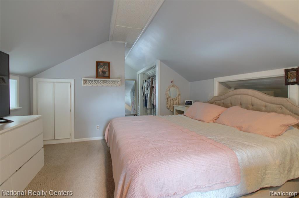 702 Royal Avenue, Royal Oak, MI 48073 — Photo 14