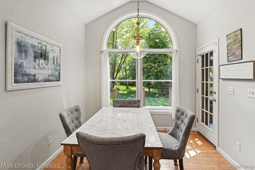 9843 Oak Valley Drive, Clarkston, MI 48348 — Photo 10