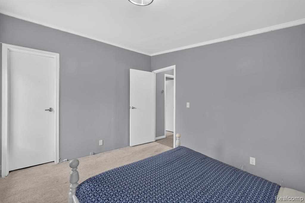 11595 Clearwater Drive, Fenton, MI 48430 — Photo 25