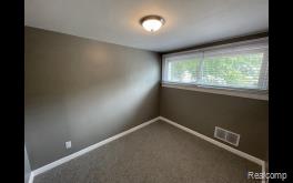 627 FREDERICK Street, Royal Oak, MI 48067 — Photo 18