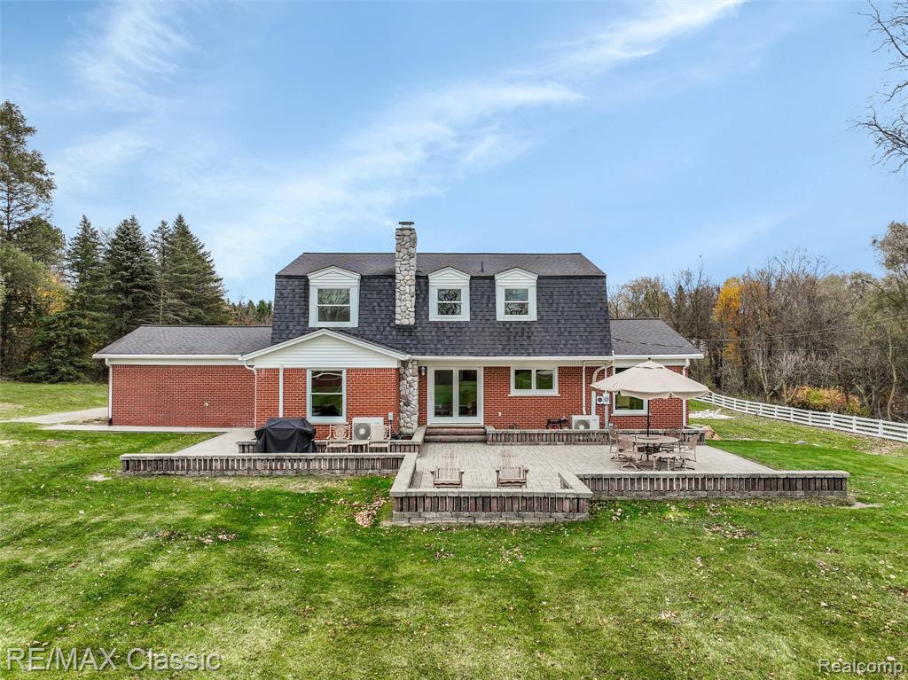 8173 Earhart Road, South Lyon, MI 48178 — Photo 72