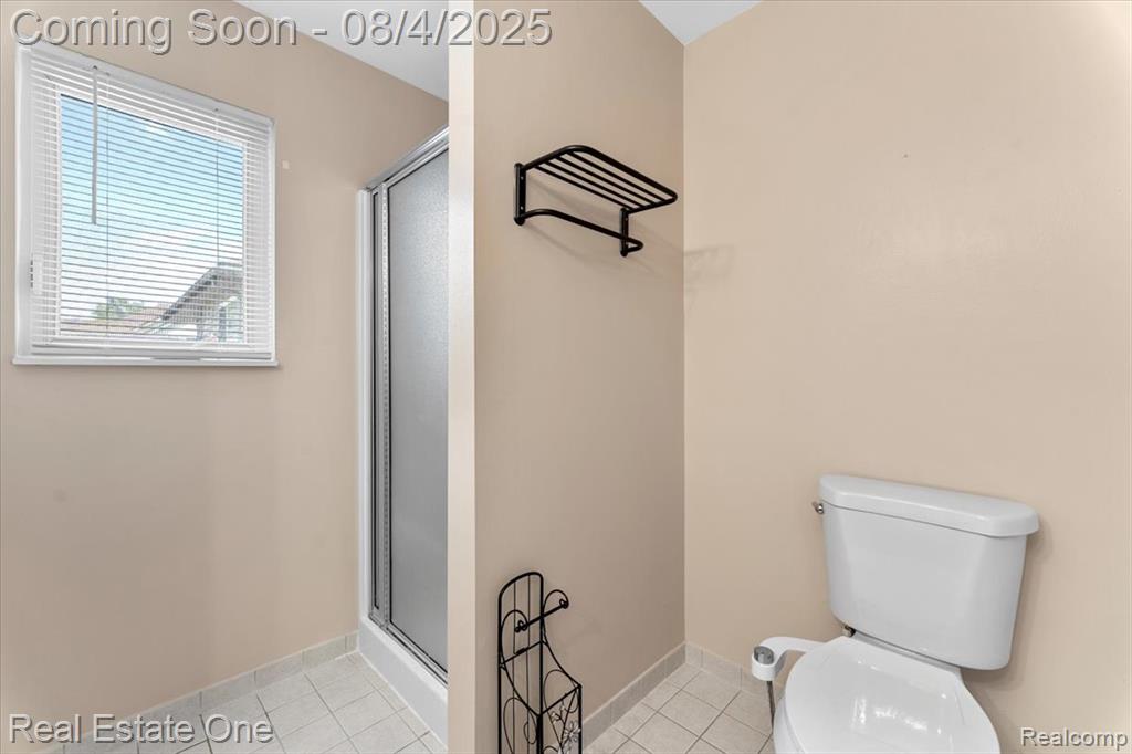 8915 Continental Drive, Taylor, MI 48180 — Photo 18