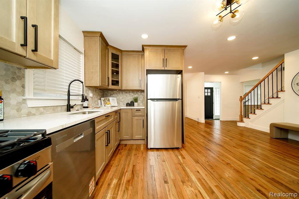 17116 Wildemere Street, Detroit, MI 48221 — Photo 38