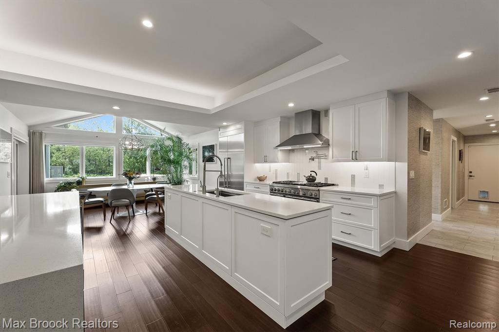 7400 Parkstone Lane, Bloomfield Hills, MI 48301 — Photo 19