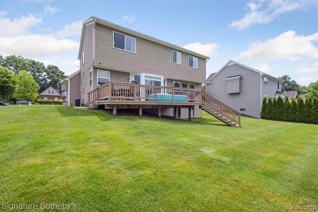 8926 El Dorado Drive N, White Lake, MI — Photo 44