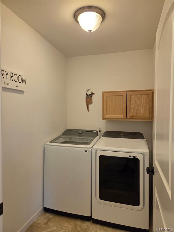376 VENTURA, Howell, MI 48855 — Photo 18
