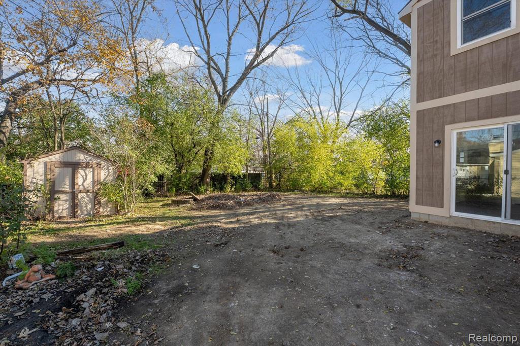 2481 PINECREST Avenue, Ann Arbor, MI 48104 — Photo 31