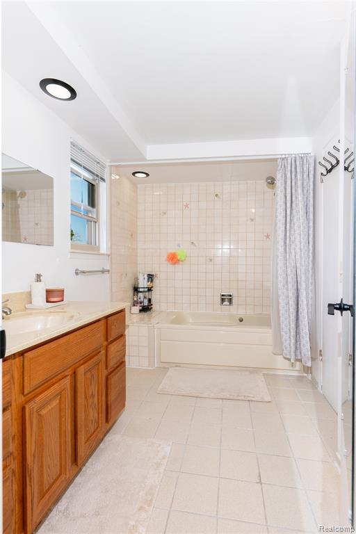678 Kings Way, Canton, MI 48188 — Photo 20