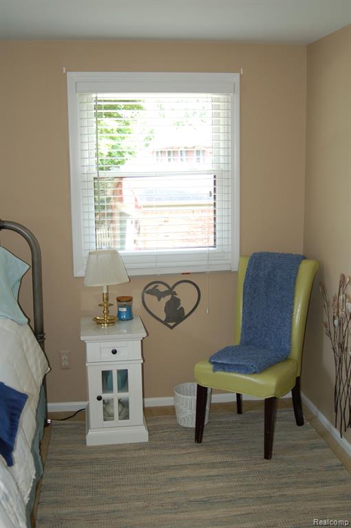 16911 WHITE HAVEN Drive, Northville, MI 48168 — Photo 33