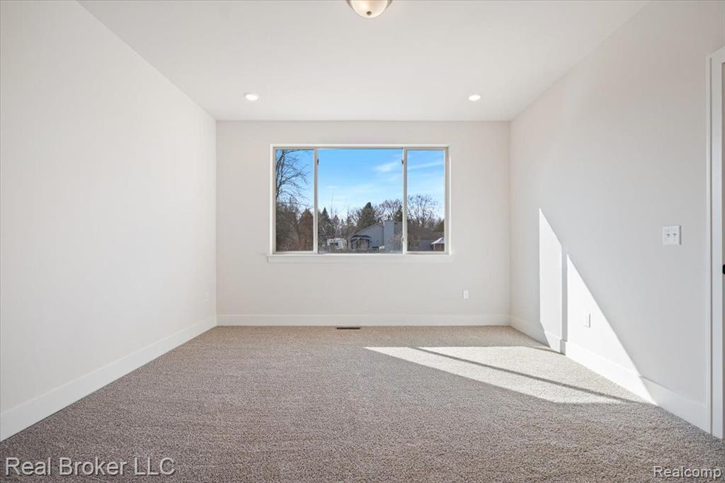 53983 STONYFORD Drive, New Baltimore, MI 48047 — Photo 45