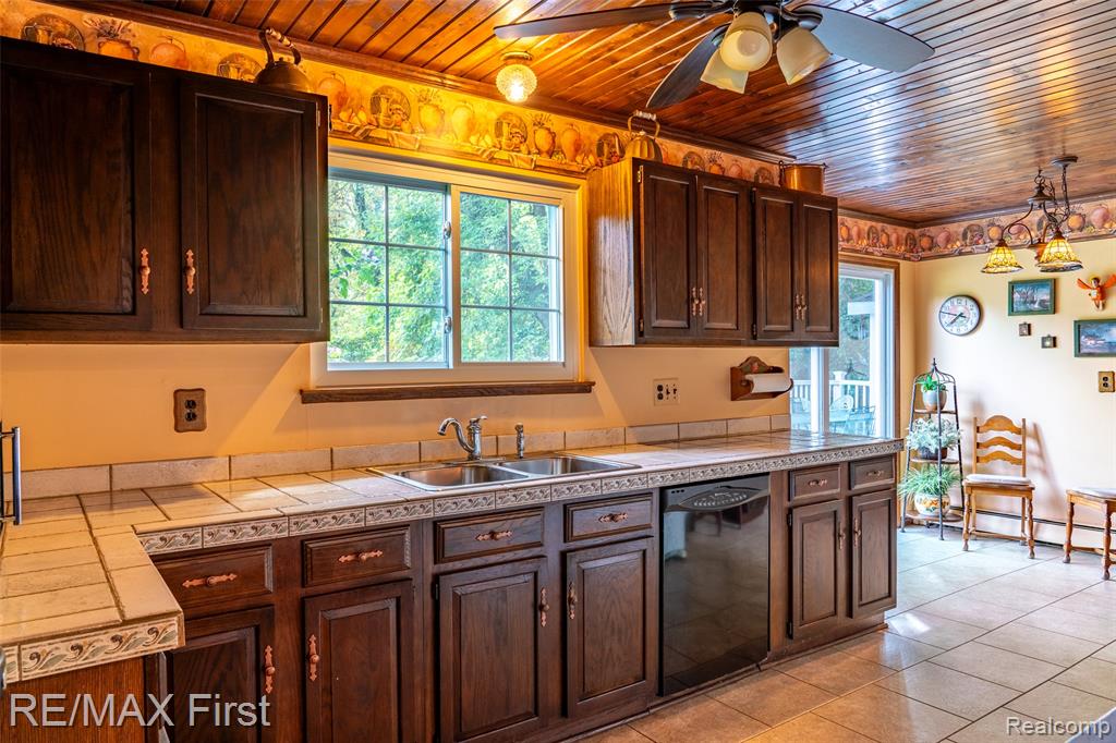 7470 Thornwood Street, Canton, MI 48187 — Photo 30