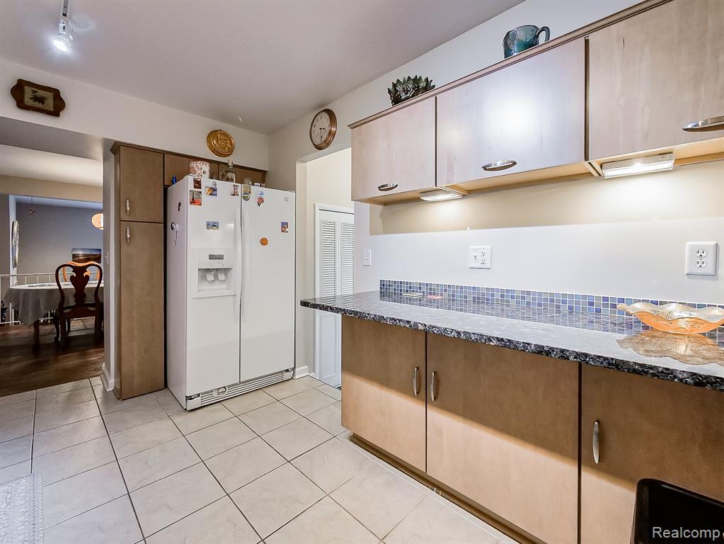 7418 Azalea Court, West Bloomfield, MI — Photo 4