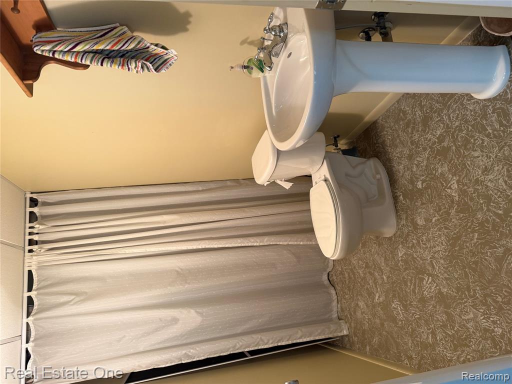 1374 Blue Heron Drive, Highland, MI — Photo 19