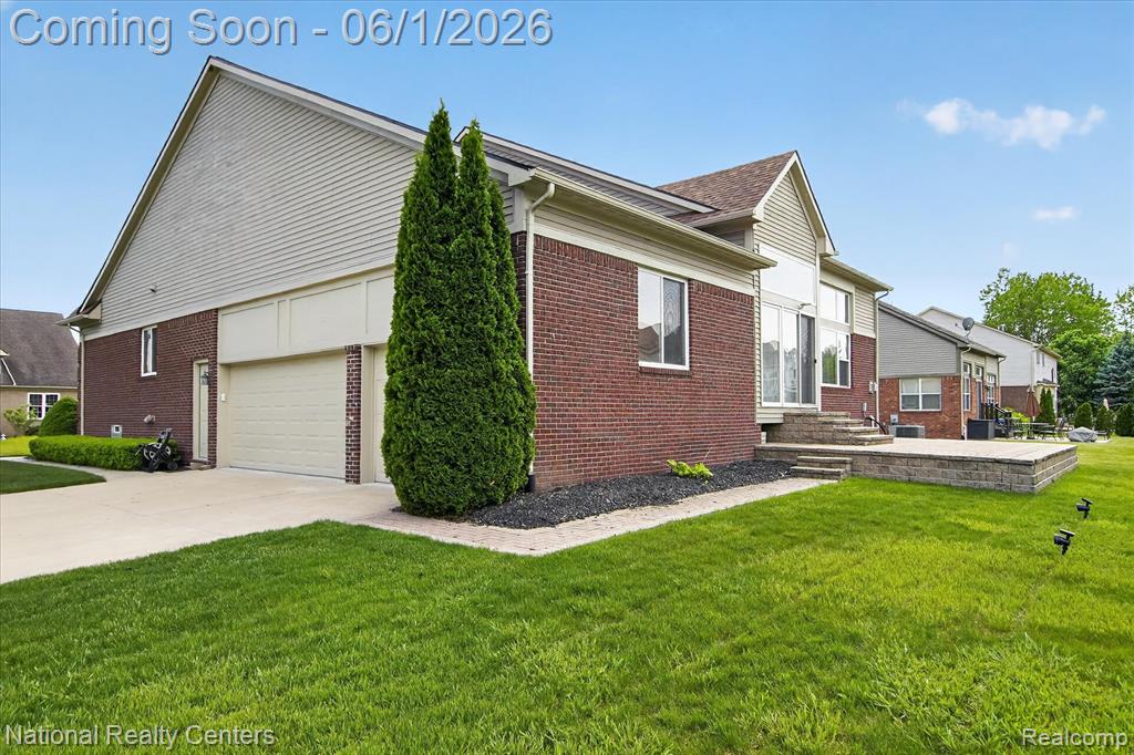 13691 Basswood Circle, Belleville, MI 48111 — Photo 50