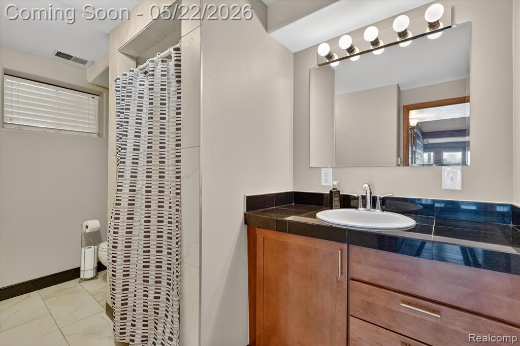 5025 Harp Drive, Linden, MI 48451 — Photo 38