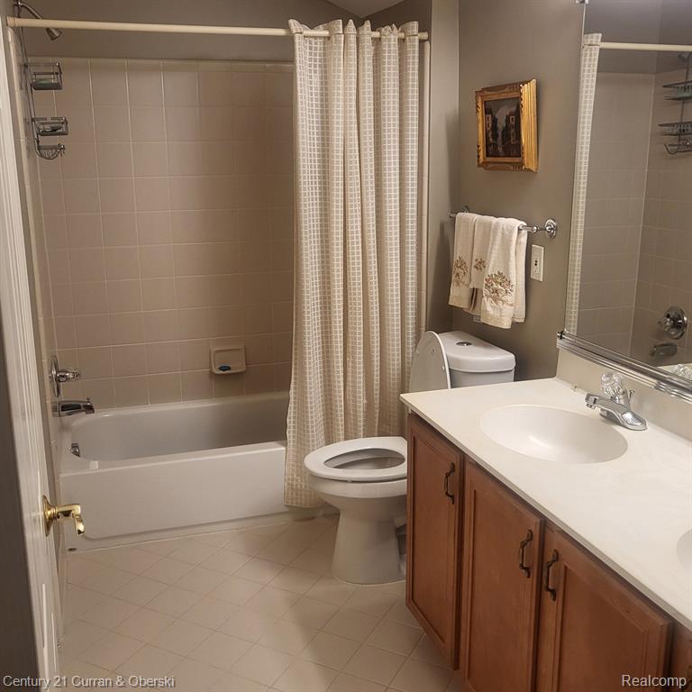 49945 STREAMWOOD Drive, UNIT #74, Novi, MI — Photo 18