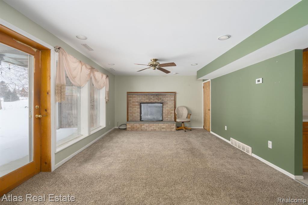 10128 Dar Lane, Goodrich Vlg, MI — Photo 20