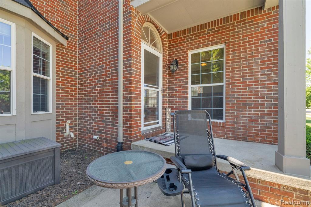 42682 Park Cresent Drive, Sterling Heights, MI 48313 — Photo 6