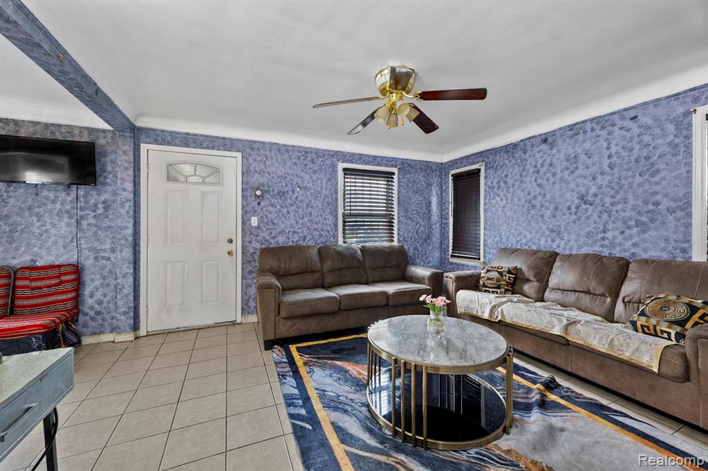 6800 Longacre Street, Detroit, MI 48228 — Photo 11