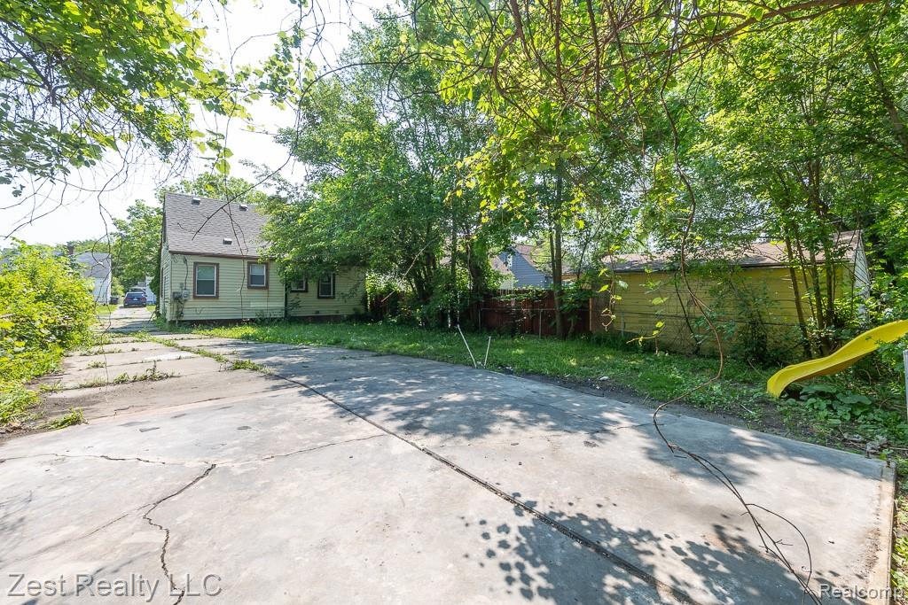 6219 Westwood Street, Detroit, MI 48228 — Photo 22