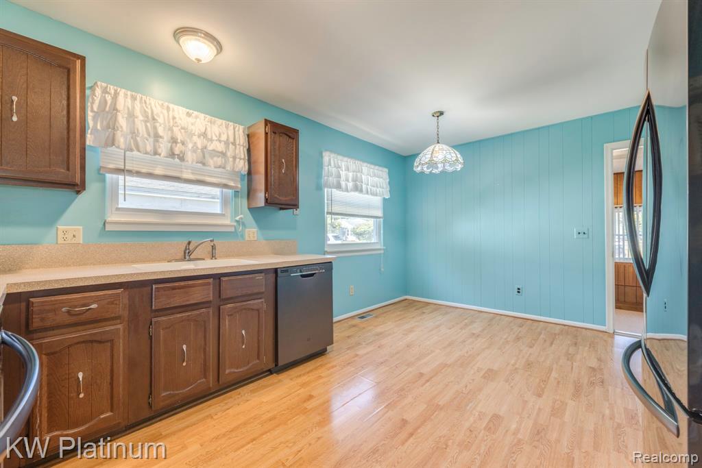 6481 Lakeshore Road, Burtchville, MI 48059 — Photo 5